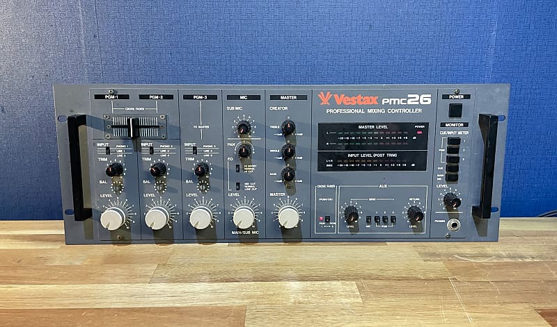 Rare! Vestax PMC26 Vintage Rotary Pro Mixer (Matt Grey) | Reverb Belgium