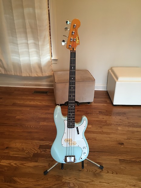 Squire Classic Vibe 60 s Precision Bass Sonic Blue