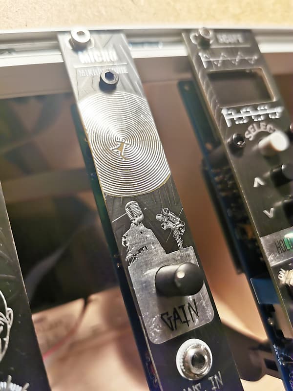 Mikrophonie Music Thing Modular Microphone 4HP Eurorack Reverb