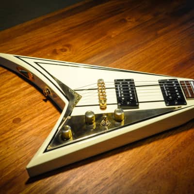 Jackson Randy Rhoads RR5 Tribute V- 2005 White/Gold-Made in