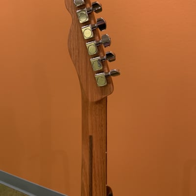 Fender TELEACOUSTAPL-RST-AG Acoustasonic Player Telecaster, Rosewood Fingerboard - Butterscotch Blonde image 8