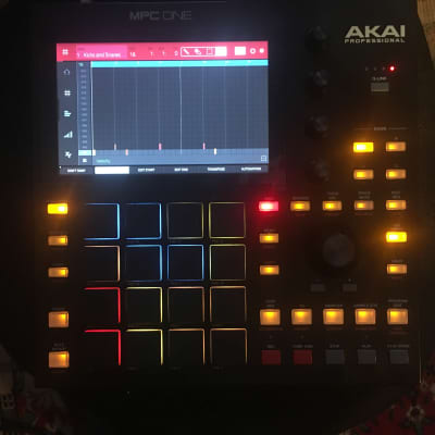 Akai MPC One Standalone MIDI Sequencer 2020 - Present - Black image 10