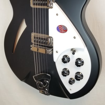 Rickenbacker 330 Semi-Hollow Guitar, 21 Fret, Rosewood FB, Matte Black, HSC 2024 image 5