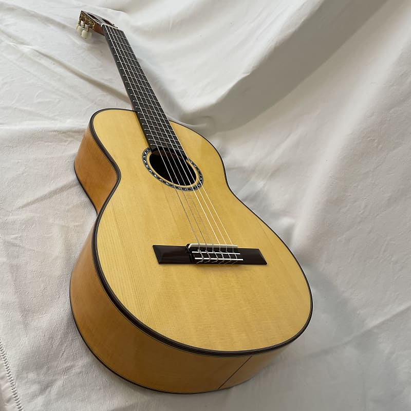 K Yairi KY CYTM (2023) 61522. Acoustic, in a hardcase. Handmade in