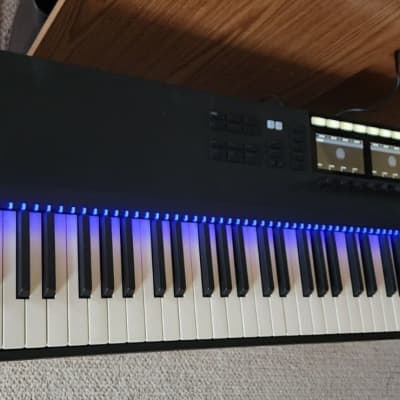 Native Instruments Komplete Kontrol S61 Mk2 LIMITED Edition | Reverb