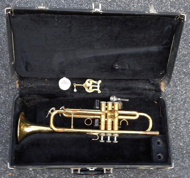 SELMER Signet Soloist Trumpet circa 1970s Brass Finish: w