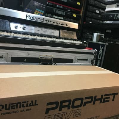 Dave Smith Instruments Sequential Prophet Rev2 8-Voice Polysynth Keyboard Rev 2 /8 New //ARMENS// image 2