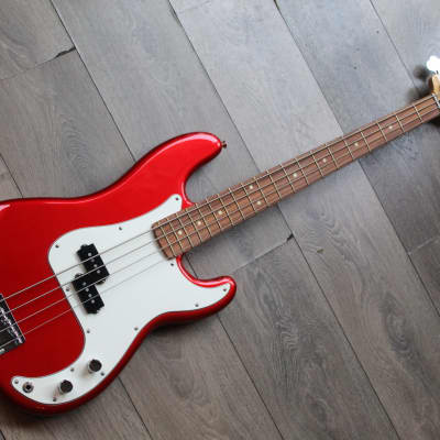 FENDER "Player Precision Bass,Candy Apple Red , Pau Ferro" 4,03 KG image 1