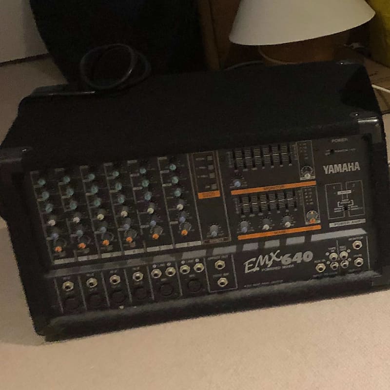 Yamaha EMX640 Powered Mixer, Excellent condition, Black Reverb UK