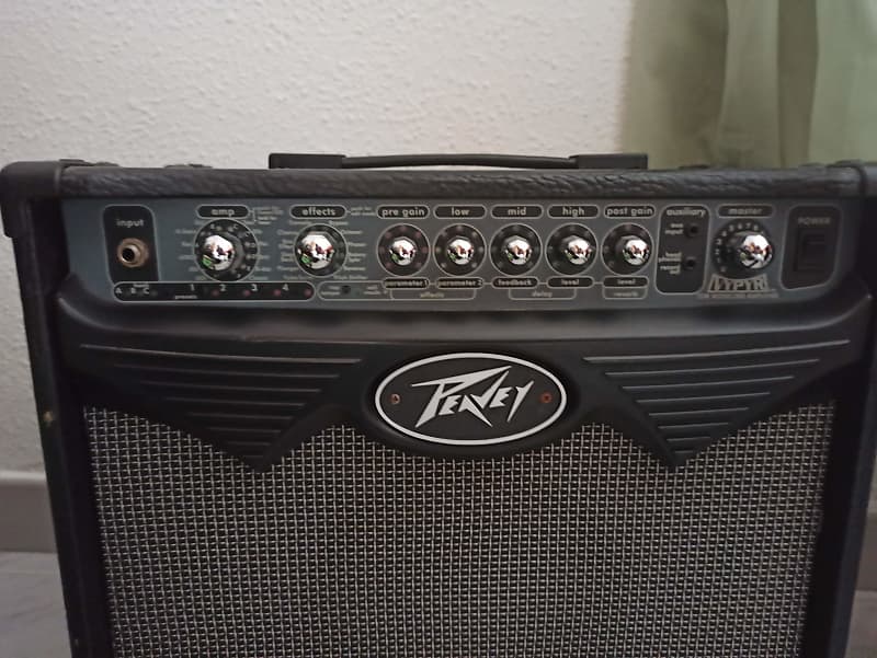 Peavey Vypyr15-Watt Combo