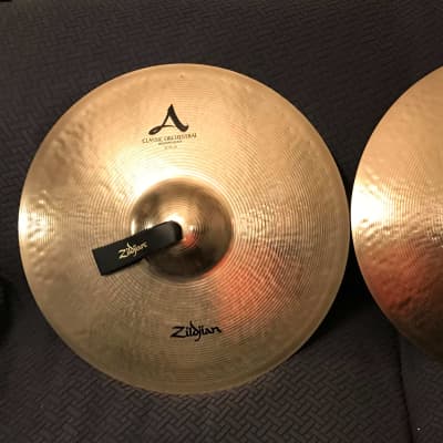 Zildjian 18" A Series Classic Orchestral Medium Heavy Cymbals (Pair) image 5