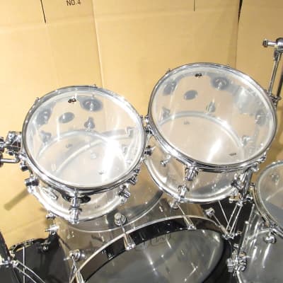 dw Design Series Acrylic 4pc Drum Kit [BD22, FT16, TT12&10] image 4