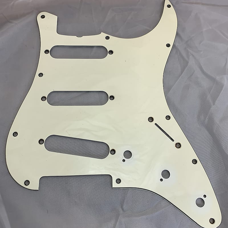 Fender Japanese Stratocaster Pickguard (M.I.J) Reverb