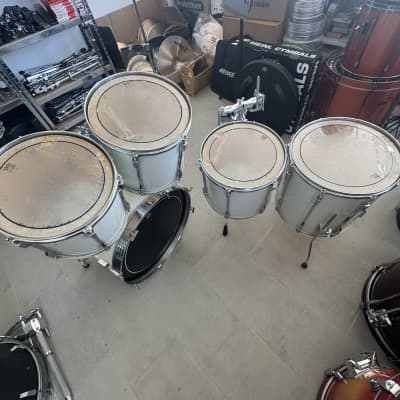 Tama Rockstar 22,12,13,14,16 drumkit (japan!) - White wrap image 4