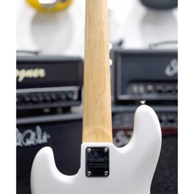 Alleva Coppolo LM5 Deluxe(Ash Body) White w/Matching Headstock image 6