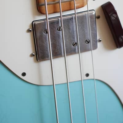 Fender Telecaster Bass 1972 Daphne Blue (Refinished); w/ case image 5