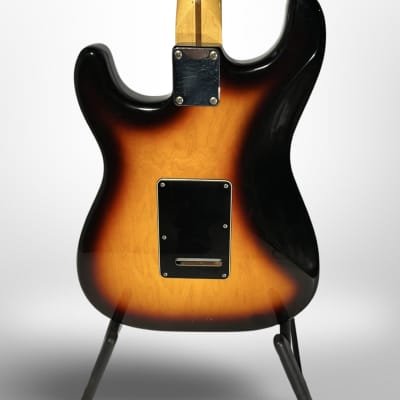 Fender Standard Stratocaster with Maple Fretboard 2006 60th Anniversary Year Brown Sunburst image 10