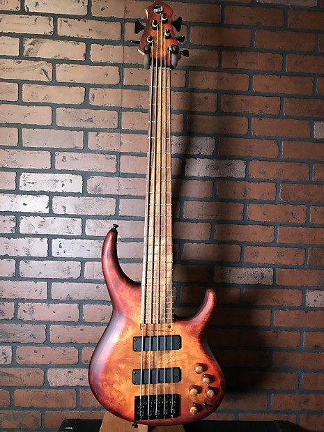 ベース MTD 530-24 - 2022 MTD 530-24 bass 5 string Short scale bass guitar Daniel Obia