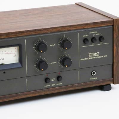 1970s Teac Tascam Recorder / Reproducer Faux Rosewood Laminated Cabinet Vintage 35-2 1/4” Stereo Analog Tape Machine Meter Bridge image 10