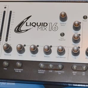Focusrite Liquid Mix 16 2010