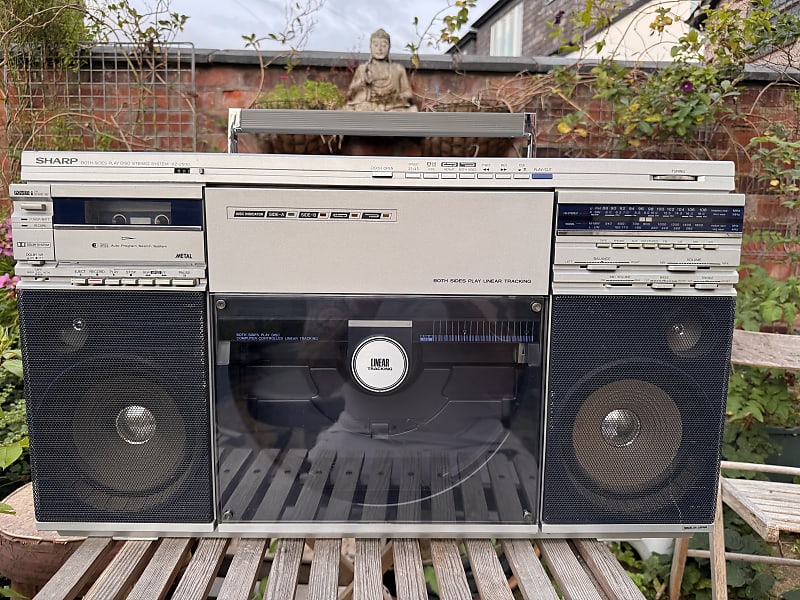 Sharp VZ-2500 Vintage Boombox Ghetto Blaster Cassette &amp; Record Player Radio  			