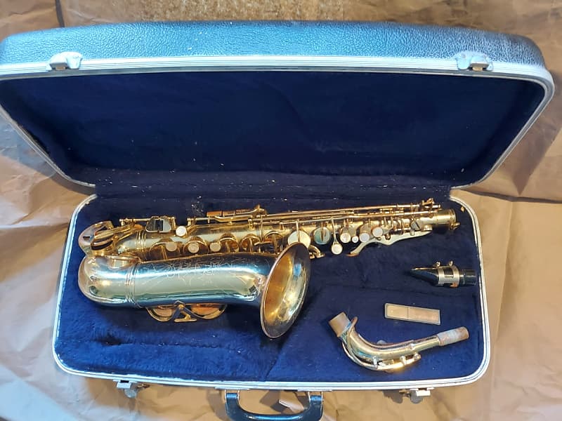 New Blue and Gold Alto Saxophone in Case - Suitable for both
