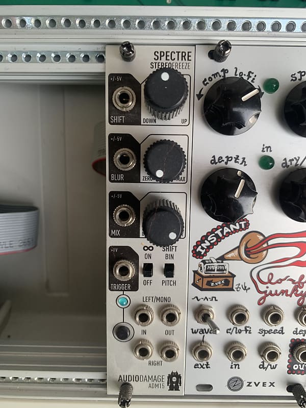 Audio Damage Adm15 spectre stereo freeze Reverb