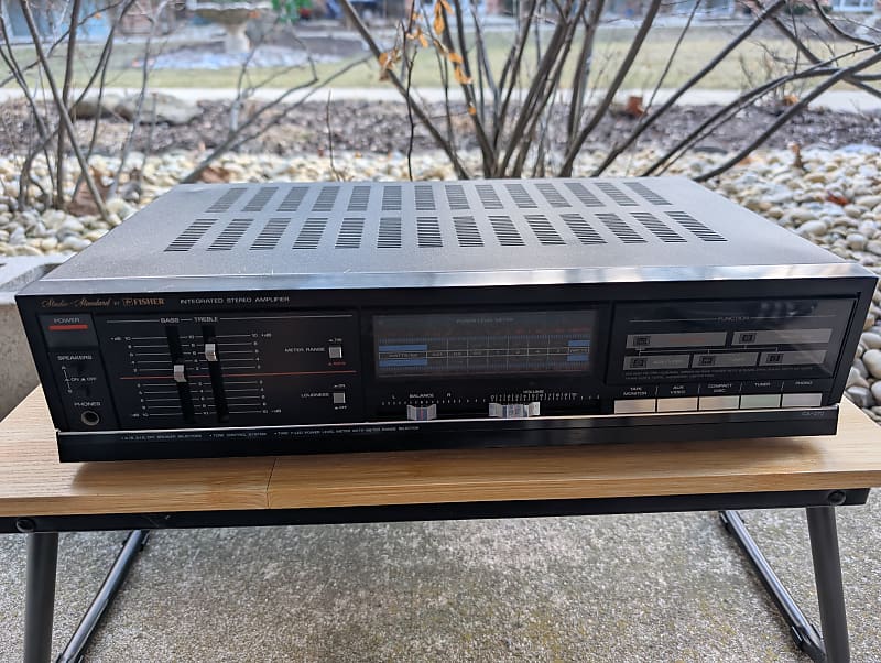 FISHER Integrated Stereo Amplifier and Stereo Cassette Deck  			