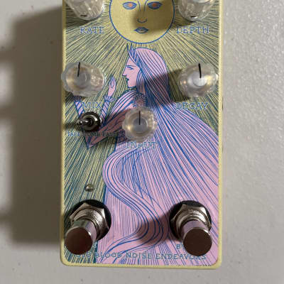 Old Blood Noise Endeavors Sunlight Reverb