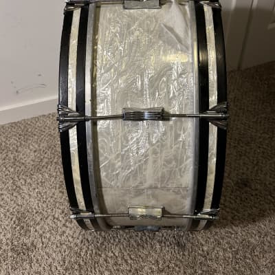 Ludwig 10" x 26" Scotch Marching Bass Drum 60s - White Marine Pearl image 2