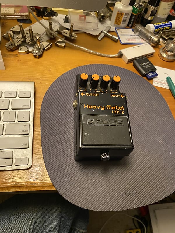 Boss HM-2
