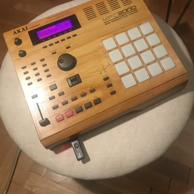 Akai MPC2000 Custom with New Purple-Pink Display+USB Floppy Emulator+Fat Pads like a new condition image 3