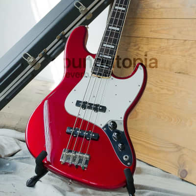 Fender MIJ Traditional II '60s Jazz Bass | Reverb