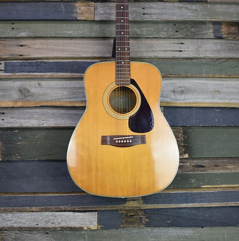 Yamaha fg 335 for sale outlet