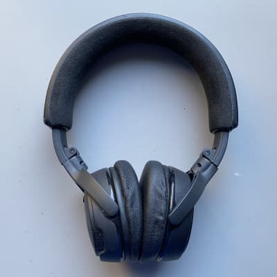 Bose Soundlink Bluetooth Headphones ( Triple Black ) image 4