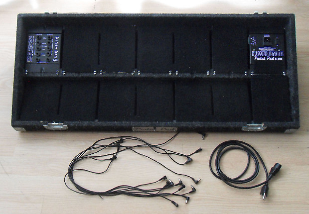 MKS Pedal Pad MPS XL II Pedal Board - powered with patch bay