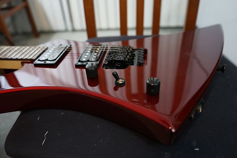 GROVER JACKSON - KELLY-72 - Left handed guitar Made in Japan GROVER JACKSON - KELLY-72 - Left handed guitar Made in Japan