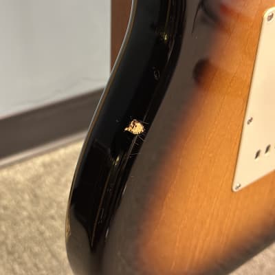 Fender Custom Shop Classic Player Stratocaster 2005 - 2 Tone Sunburst image 6