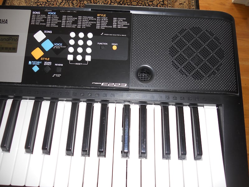 Yamaha PSR-E223 61-key with Built in Learning System | Reverb