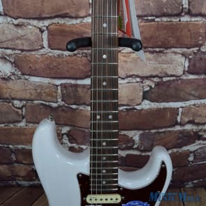 Fender American Deluxe Stratocaster Olympic Pearl image 21