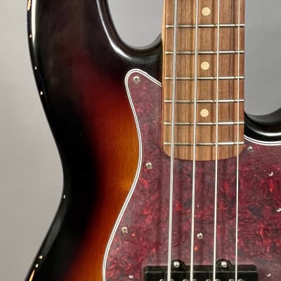 Fender Limited Edition 60th Anniversary Road Worn Jazz Bass 3-Color Sunburst image 11