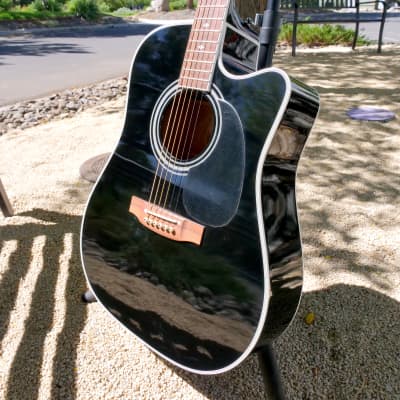 Takamine EF341SC Dreadnought Cutaway Acoustic-Electric Guitar w/ Case image 2
