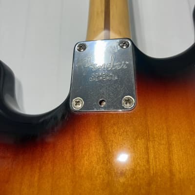 Fender American Standard Stratocaster 1998-2000 - 3-Colour Sunburst image 8