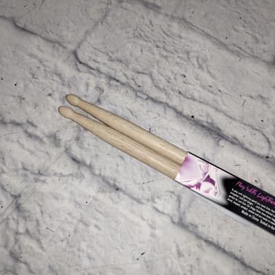 On-Stage HW7A Hickory Drum Sticks w/ Wood Tip image 2