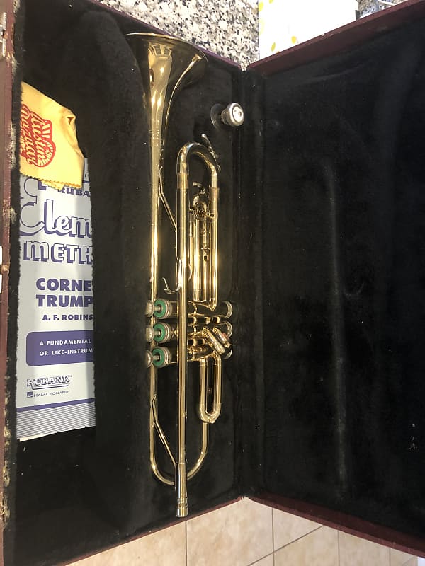 Holton Collegiate Trumpet  T602 Lacquered Brass image 1