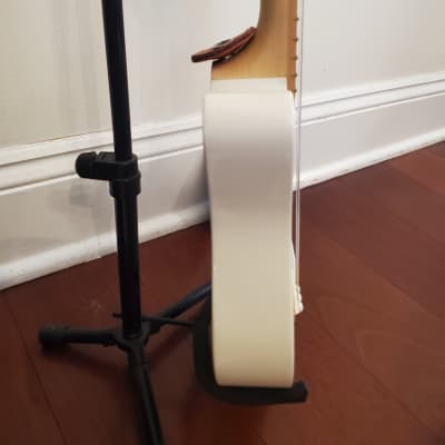 Loog Acoustic 3-String Mini Guitar 2020 image 7