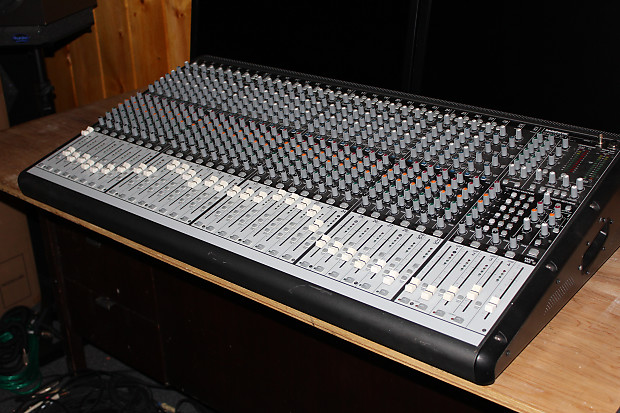 Mackie Onyx 32.4 Premium 32 Channel Studio/Live Analog Mixer | Reverb