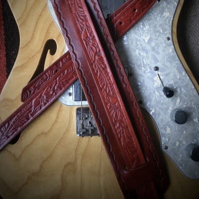 Vintage Style Leather Guitar Strap Western Style   - Tobacco Brown image 1