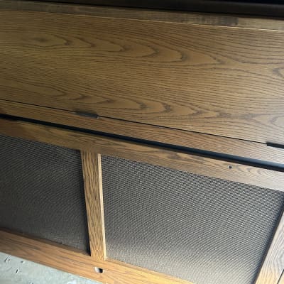 Allen Organ w/ Premium Built-In Speakers, 32 Note Concave Pedalboard and Organ Bench! image 8