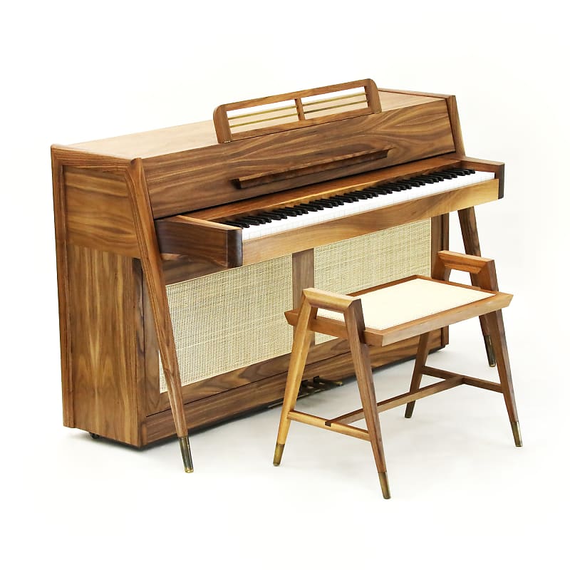 The Phantom - 1960 Baldwin Acrosonic Scandinavian Model 947